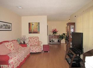 821 Royal Ter, Hurst, TX 76053