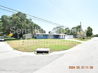 4498 Neptune Dr SE, Saint Petersburg, FL 33705