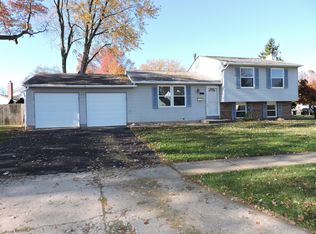 6353 Skywae Dr, Columbus, OH 43229