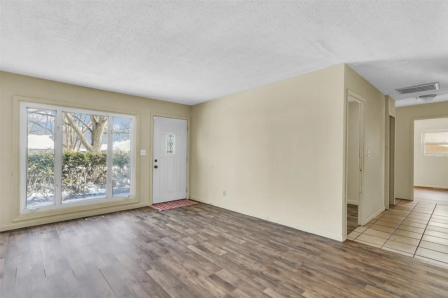 4 bed, 1443 sqft, $1,750 — Photo 3