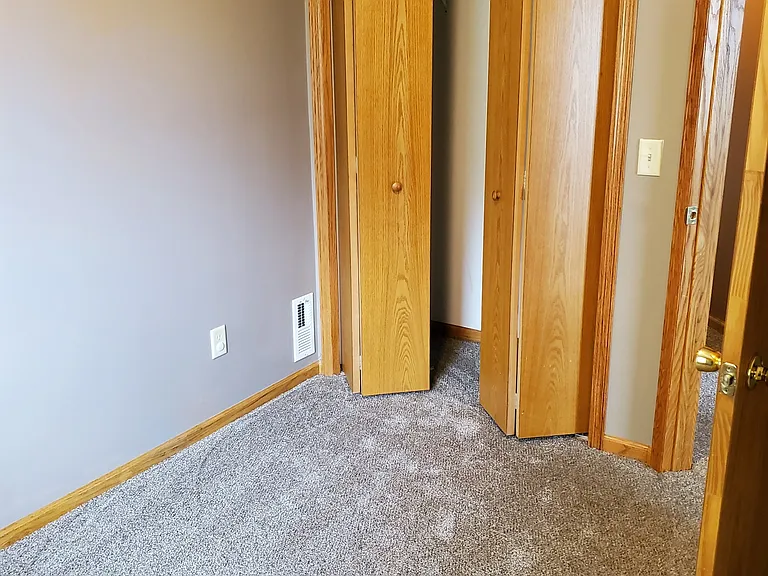 2528 Plum St — Photo 28