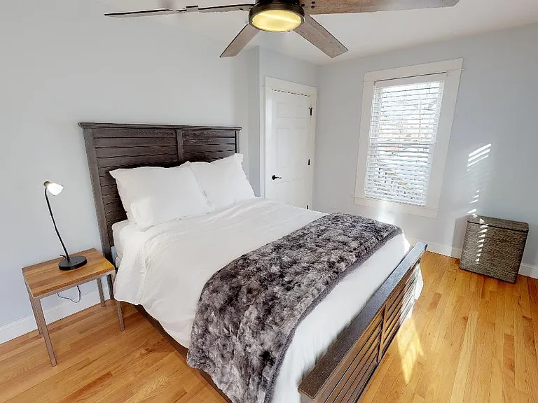 37 Pearl St #39 — Photo 6
