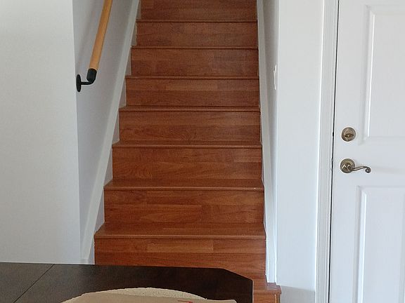 stairs to 2nd floor