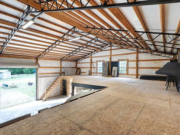 29th image of this home