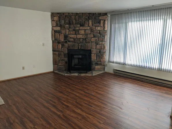 24226 26th Pl S APT D, Seattle, WA 98198