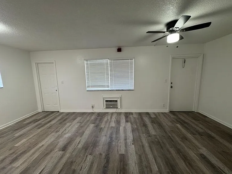 1958 McKinley St Hollywood, FL 33020 — Photo 5