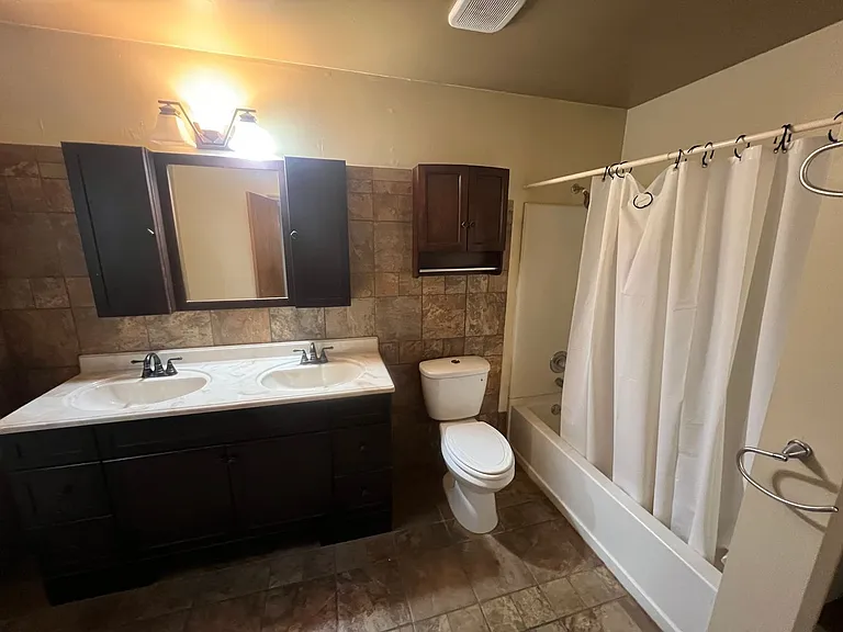 8978 Gardengate Dr — Photo 9