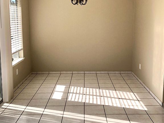4th image of 2621 Brush Creek Pl