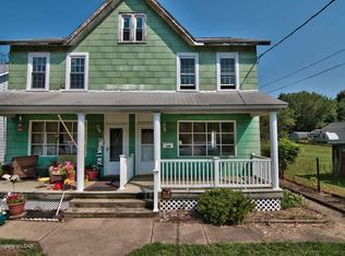 359 Hanover St, Warrior Run, PA 18706