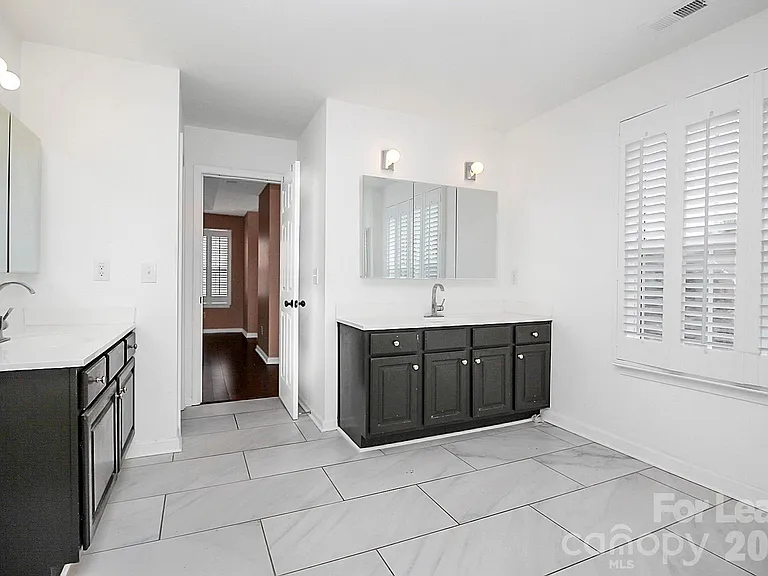 3415 Fallowbrook Forest Dr — Photo 15