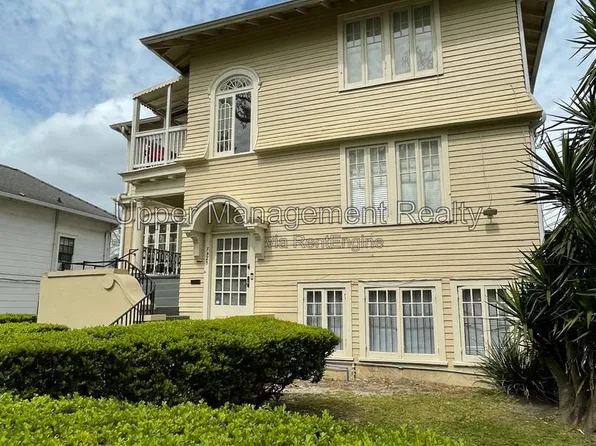 7429 Hampson St, New Orleans, LA 70118
