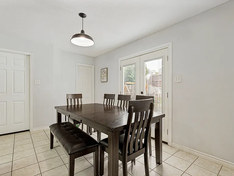1600 Southridge Ln — Photo 13