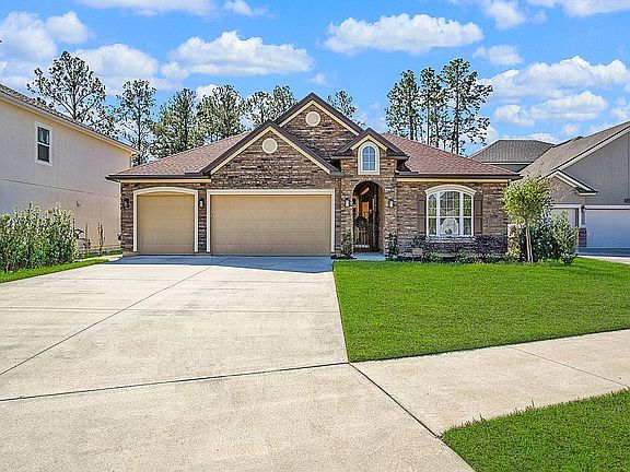 2nd image of 5042 Redford Manor Dr