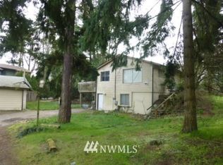 25104 Lake Fenwick Rd, Kent, WA 98032