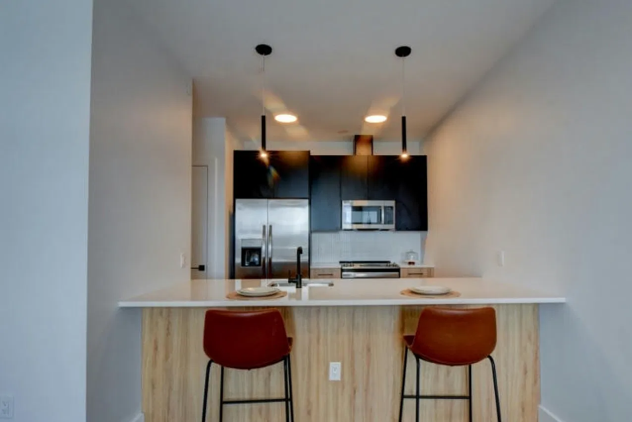 38 Madison St — Photo 3