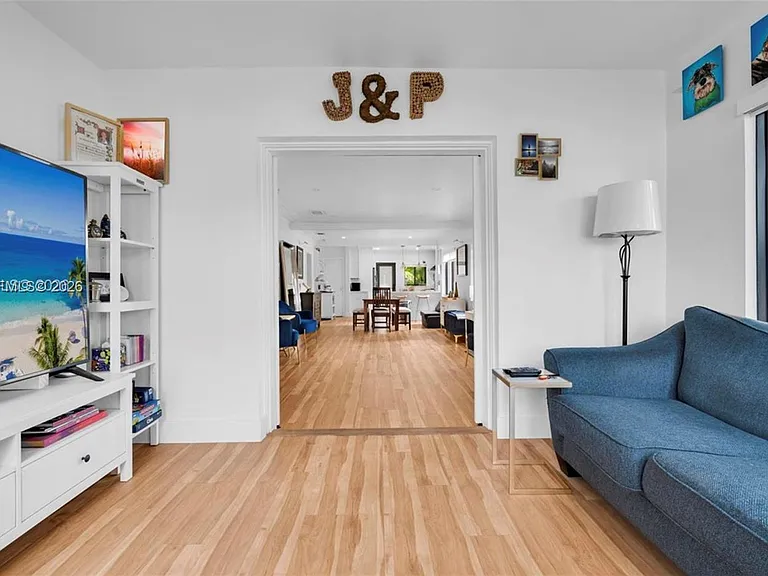 375 SW 32nd Rd — Photo 13