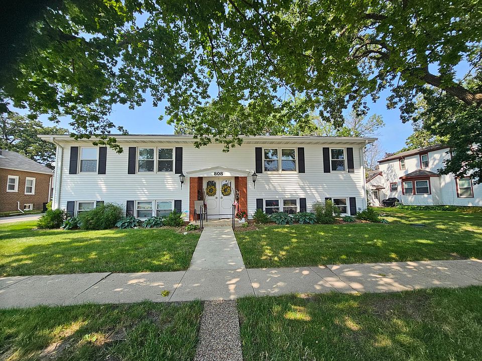 1st image of 808 3rd Ave S #2