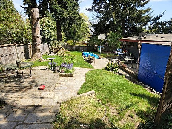3rd image of 6207 Park Way