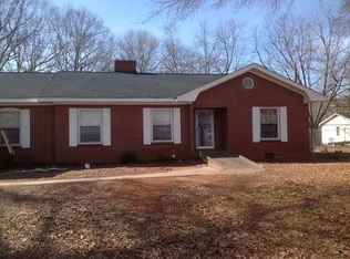 314 S Hammond Dr, Monroe, GA 30655