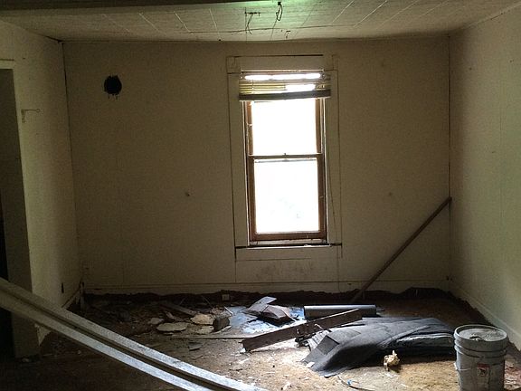 3rd image of 1615 S 13th St