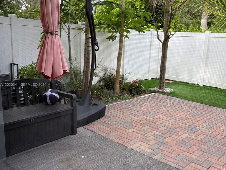 11384 W 34th Way — Photo 30