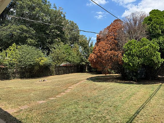 2nd image of 1372 Walton Rd