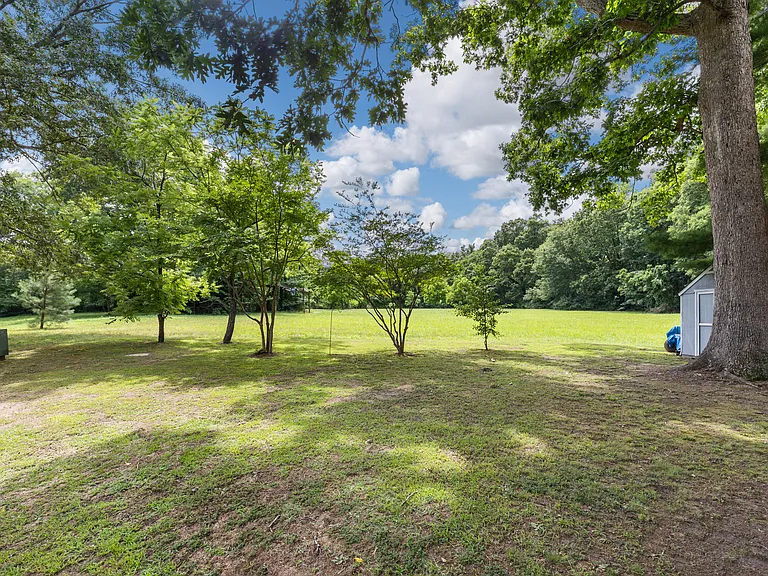 10112 Post Horn Dr — Photo 36