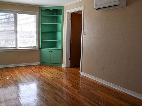 4th image of 1800 Plateau Ln