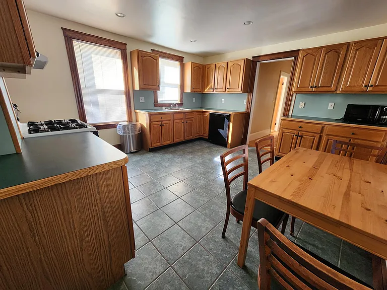66 Brook St #2A — Photo 9