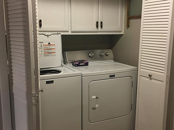 Washer and dryer in unit, lots of storage