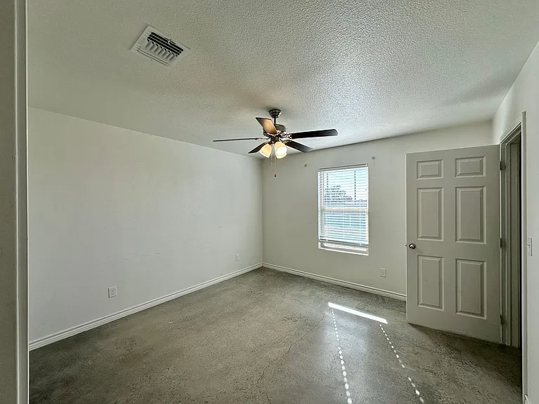 5814 Harriet Tubman Ave — Photo 20