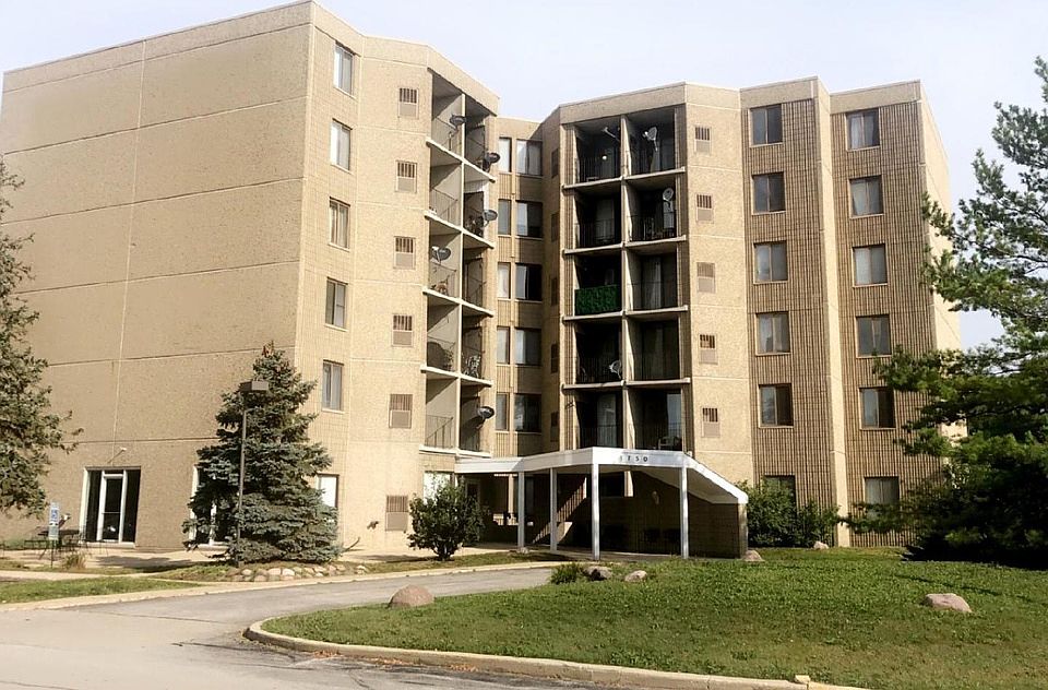 1st image of 1750 N Marywood Ave APT 406