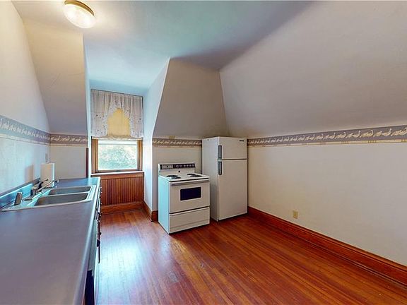 41st image of 537 N 8th St