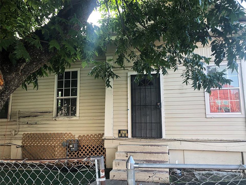 1st image of 28 N Ennis St