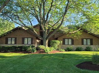 420 Devon Dr, Burr Ridge, IL 60527