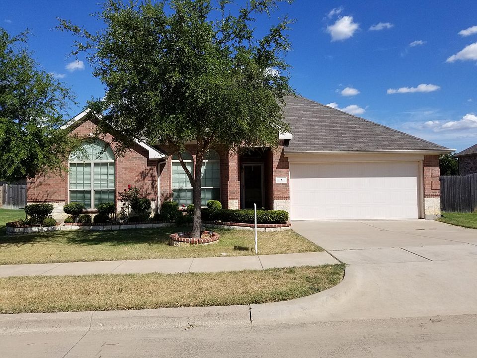 1st image of 7 Beechcreek Dr