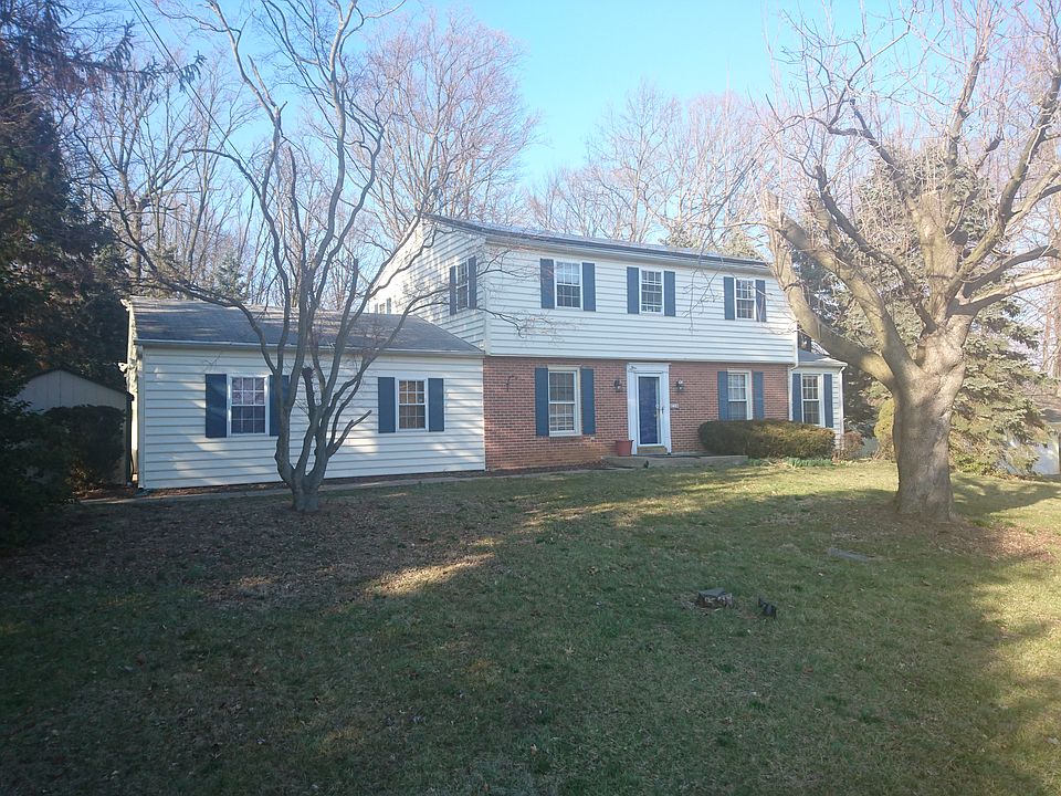 2nd image of 2713 Point Breeze Dr