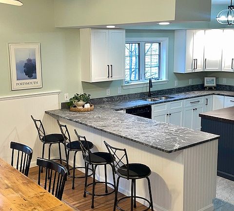 Beautifully renovated Kitchen & Dining Area