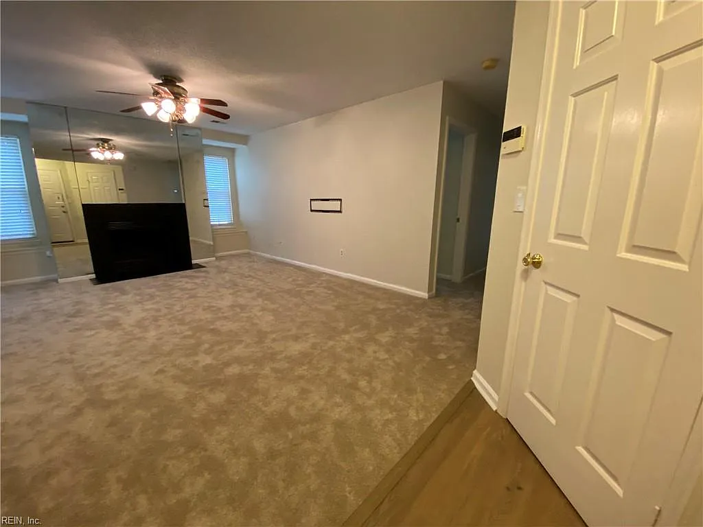 2 bed, 2.0 bath, 1126 sqft, $1,630 — Photo 4