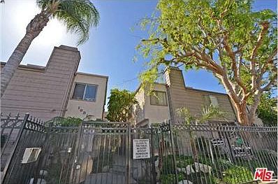 1st image of 18316 Hatteras St APT 12