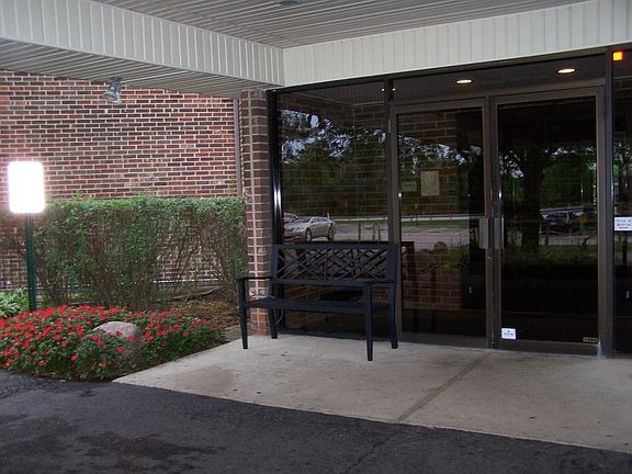 3rd image of 1002 Castilian Ct APT 116