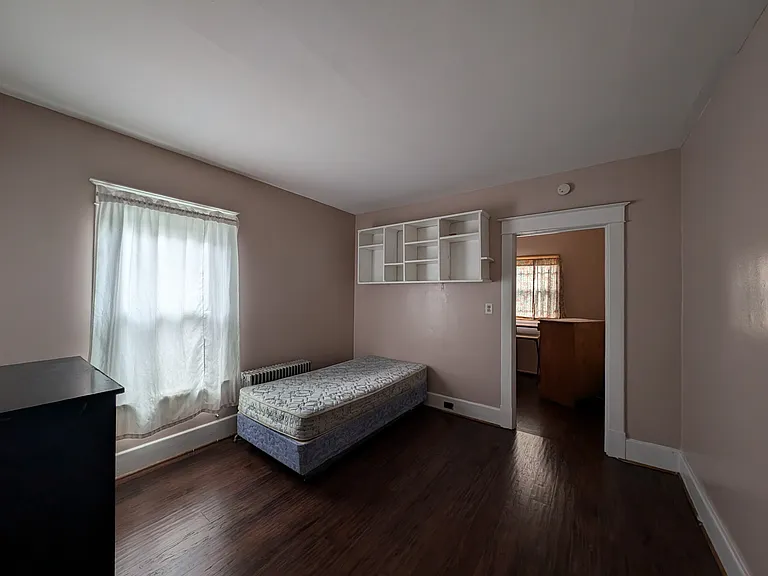 222 Lisbon Ave — Photo 9