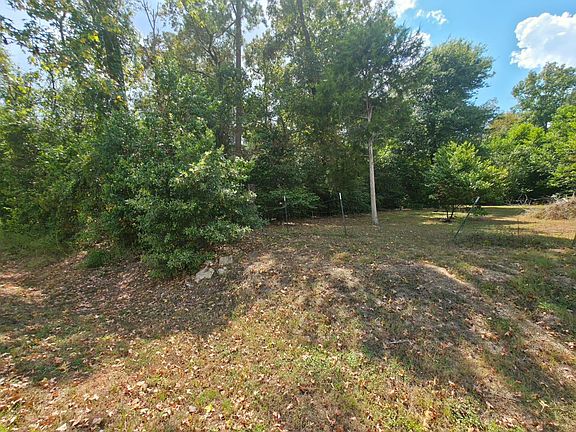 5th image of Bonham Ln