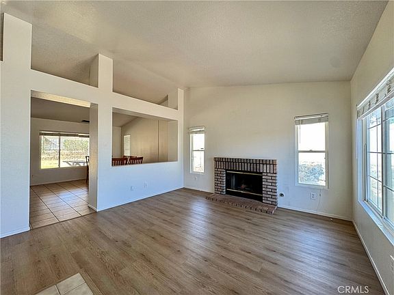 3rd image of 14351 Via Roca Rd