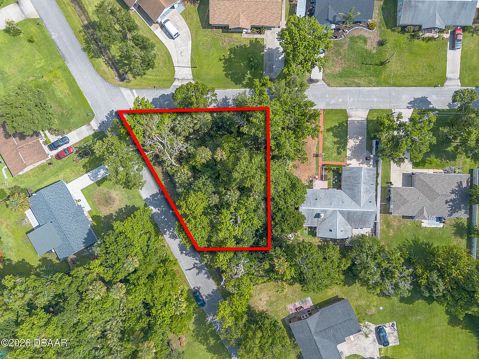 1st image of 2433 Claire Ave