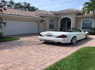 28612 Wahoo Dr, Bonita Springs, FL 34135