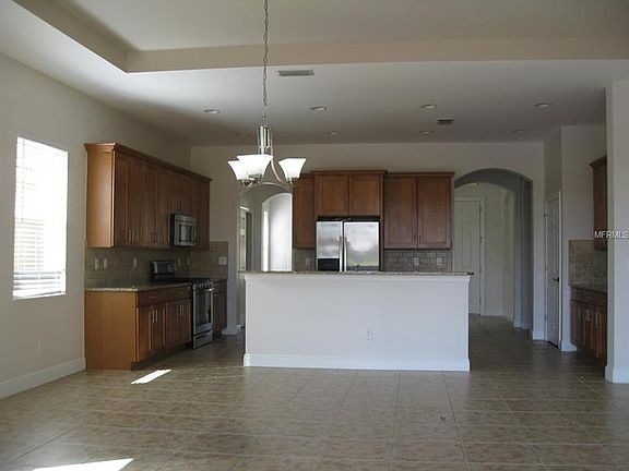 4th image of 141 Palazzo Ct