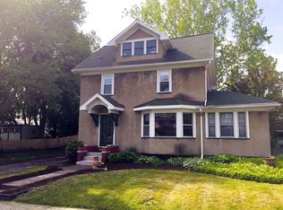 277 Spencer Rd, Rochester, NY 14609