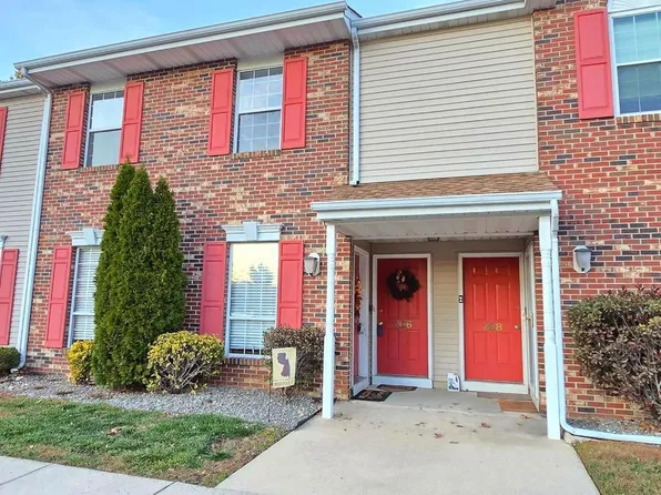 206 Crider Ave, Moorestown, NJ 08057