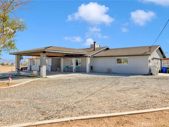 13647 Mesquite St, Oak Hills, CA 92344